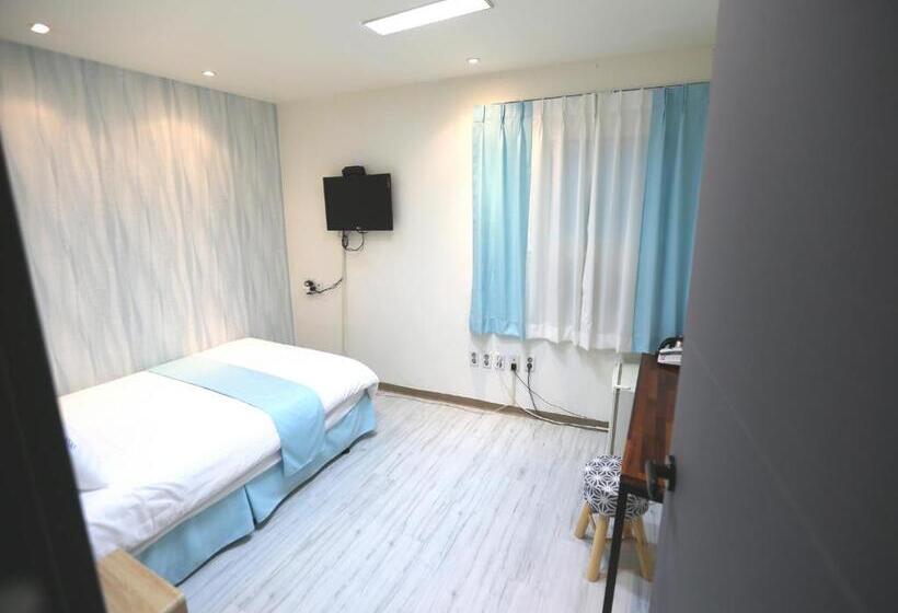 اتاق استاندارد, Must Stay Hotel Myeongdong