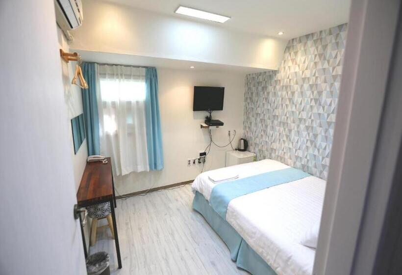 اتاق استاندارد, Must Stay Hotel Myeongdong