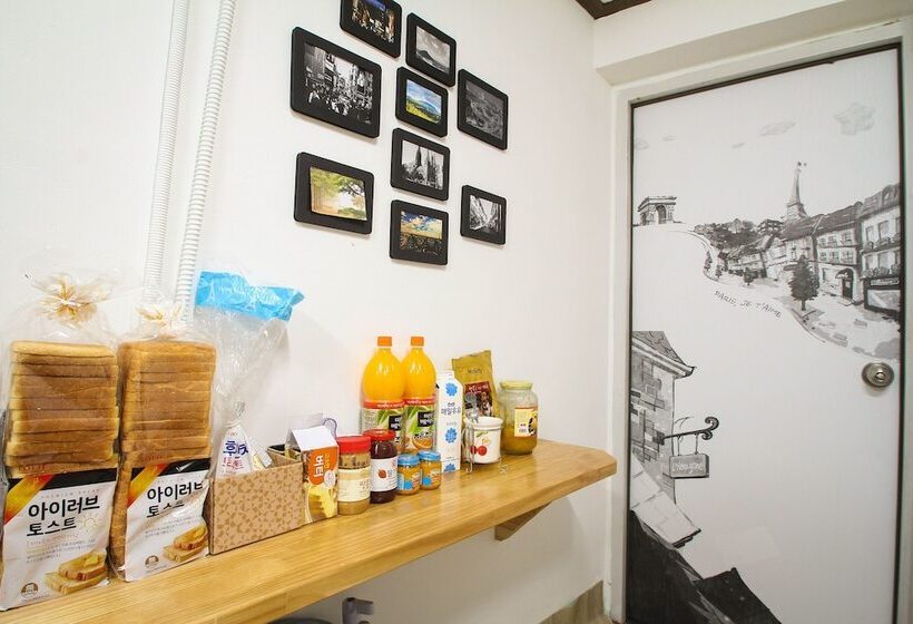 اتاق خانوادگی, Must Stay Hotel Myeongdong