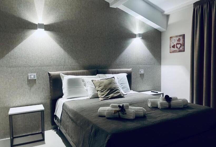 اتاق استاندارد, Residence Old Stories