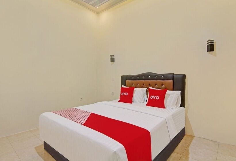 اتاق لوکس, Capital O 90643 Suri Guest House Syariah