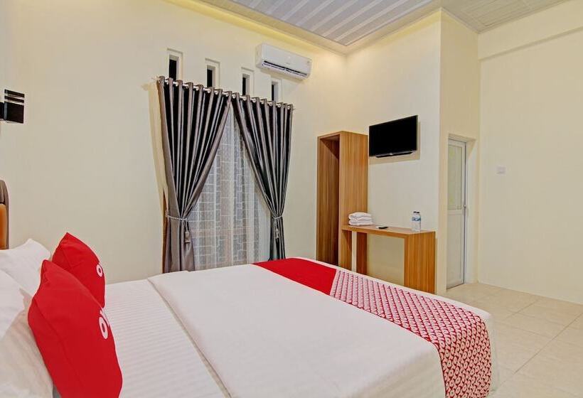 اتاق لوکس, Capital O 90643 Suri Guest House Syariah