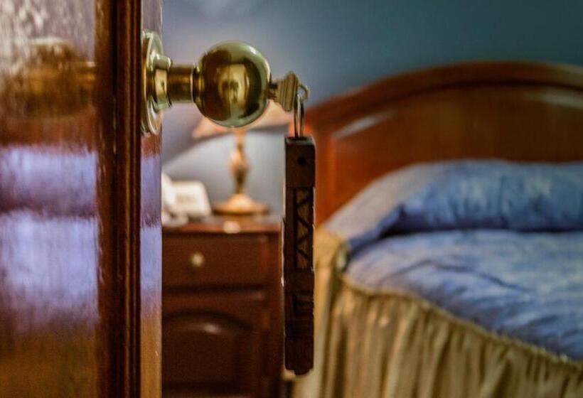 اتاق استاندارد با 2 تخت دوبل, Hostal Monumental A Media Cuadra De La Plaza Mayor