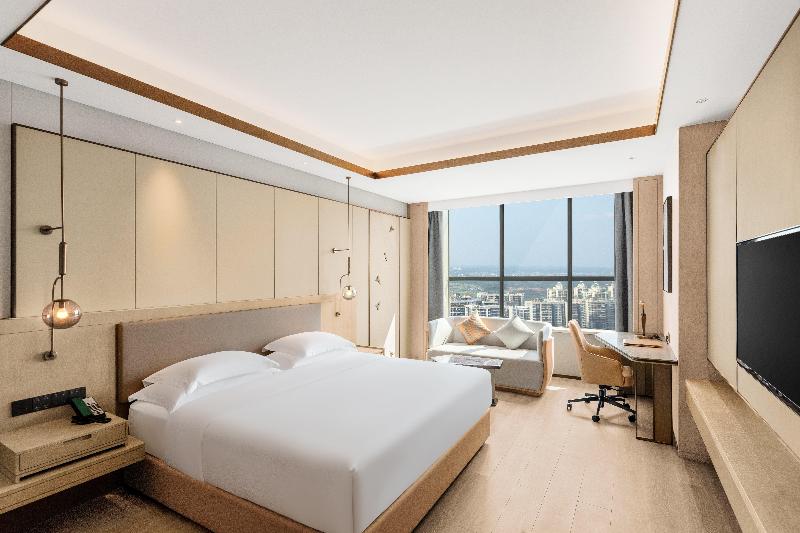 اتاق استاندارد با تخت بزرگ, Crowne Plaza Changsha Development Zone By Ihg