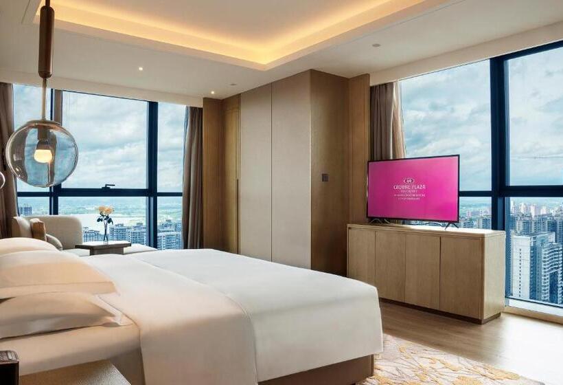 سوئیت با تخت بزرگ, Crowne Plaza Changsha Development Zone By Ihg