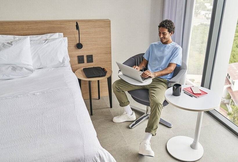 Quarto Estandar Cama King, Aken Mind Mérida