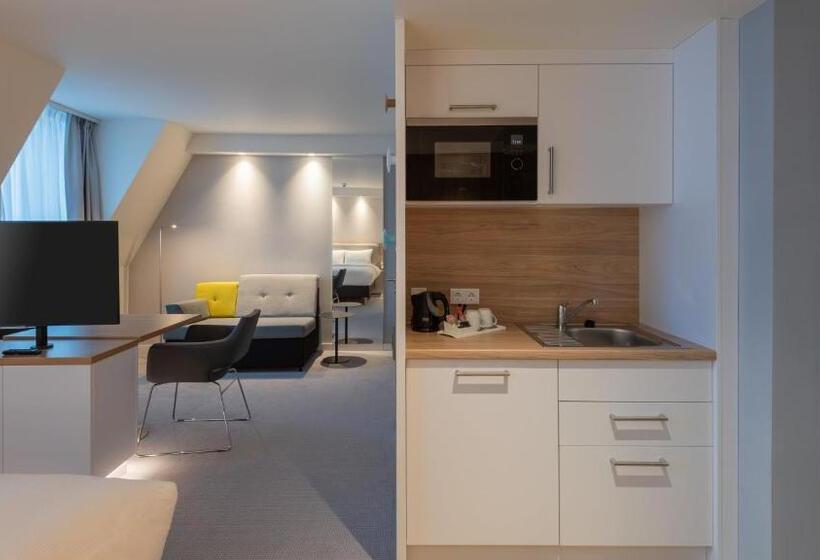 سوییت, Holiday Inn Express & Suites   Potsdam, An Ihg