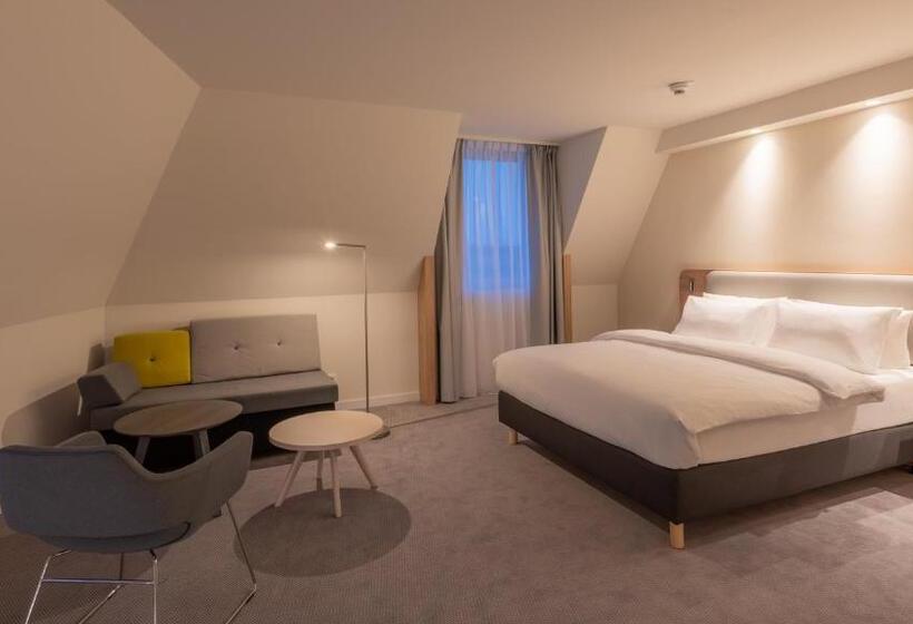 سوییت, Holiday Inn Express & Suites   Potsdam, An Ihg