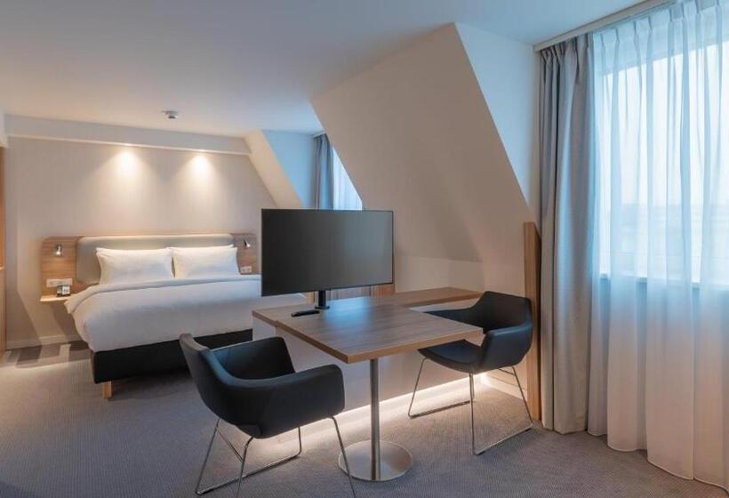 سوییت, Holiday Inn Express & Suites   Potsdam, An Ihg