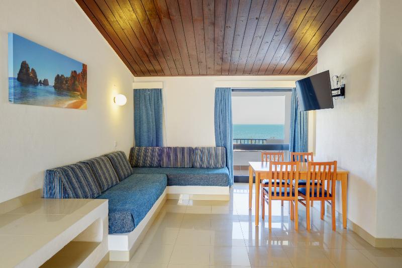 Apartamento 2 Quartos Vista Mar Lateral, 3hb Golden Beach