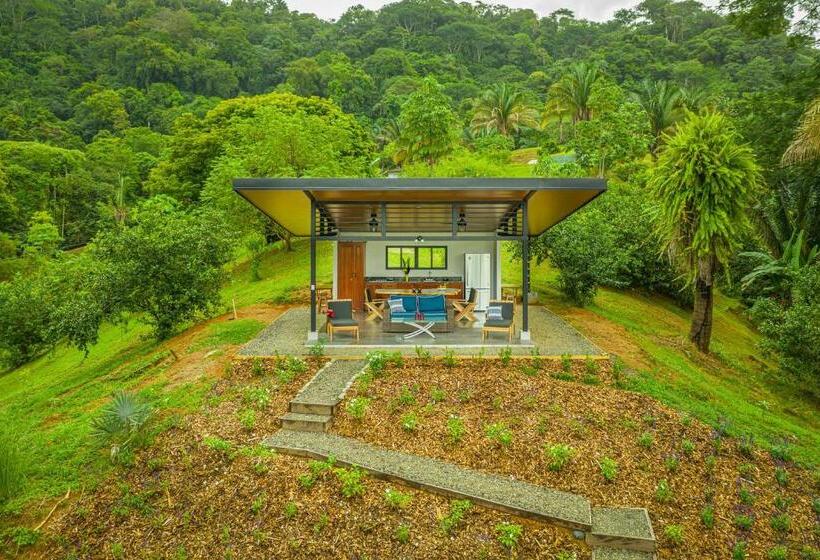 ویلای 3 خوابه, The Sutton   Boutique Jungle Experience