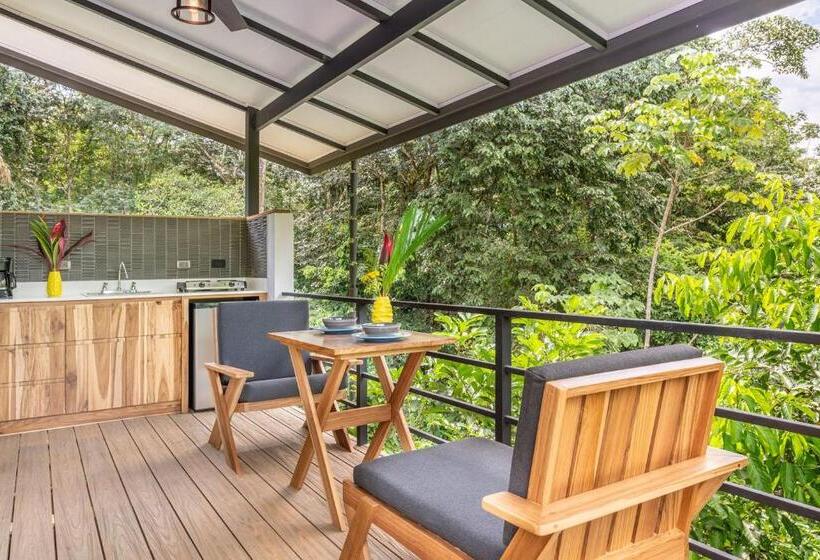 ویلای 3 خوابه, The Sutton   Boutique Jungle Experience