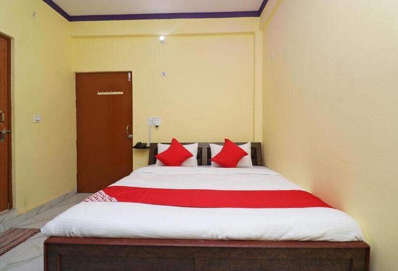 Трехместный Номер Классика, Oyo 30897 Shri Shyam Lawn & Resort