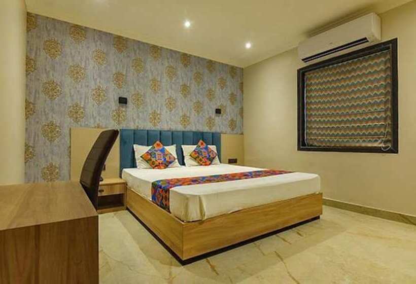 חדר דלוקס, Fabhotel Clive Regency Lovelock   Nr Kolkata Airport