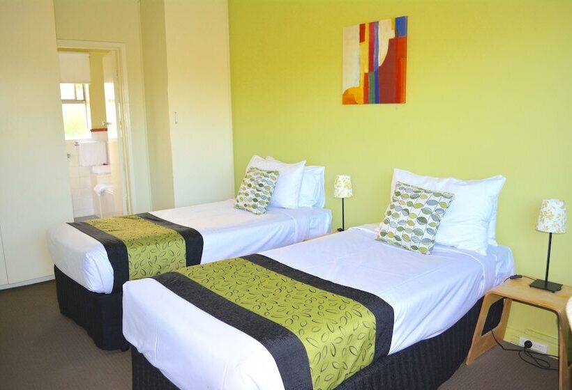 Апартаменты 1 Спальня, Birches Serviced Apartments