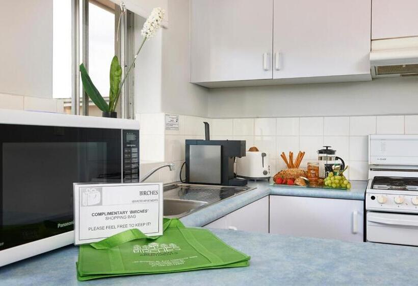Апартаменты Deluxe 1 Спальня, Birches Serviced Apartments