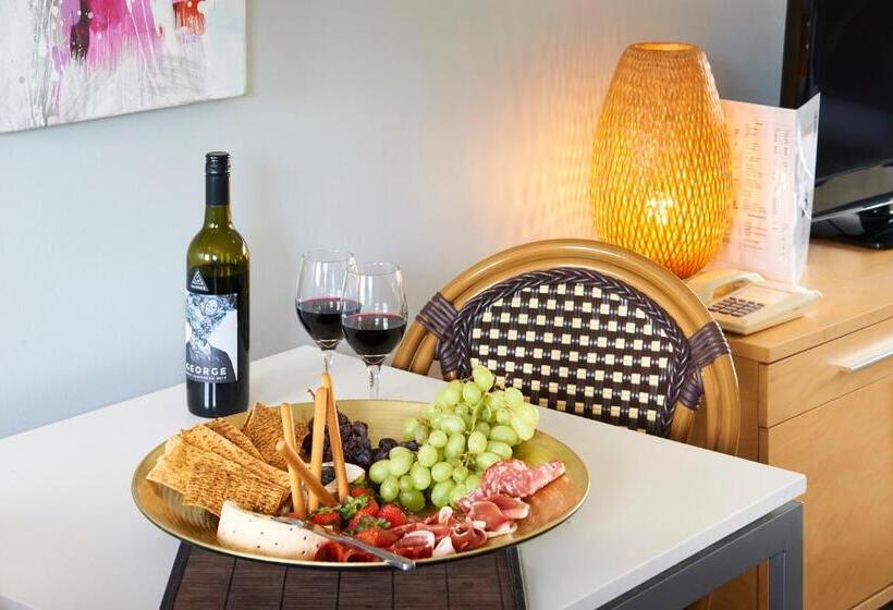 Апартаменты Deluxe 1 Спальня, Birches Serviced Apartments