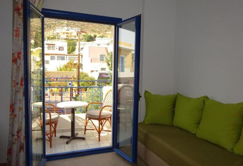 דירת חדר דלוקס, Astra Village & Suites