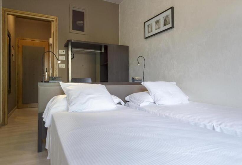 اتاق استاندارد با بالکن, M14 Hotel & Spa