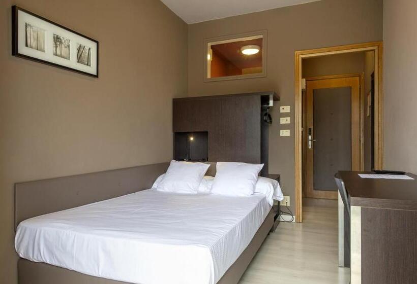 اتاق ساده با بالکن, M14 Hotel & Spa