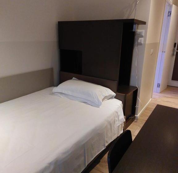اتاق استاندارد یک نفره, M14 Hotel & Spa