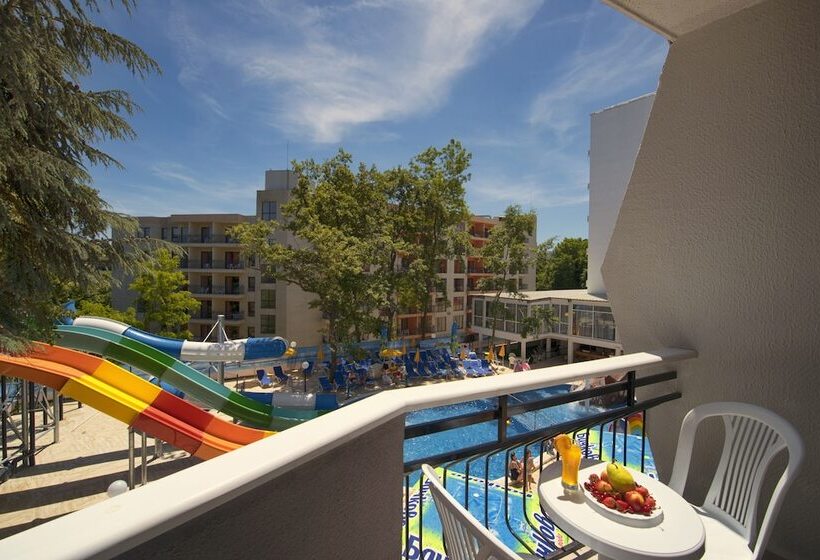 Семейный Номер Deluxe, Prestige Deluxe Hotel Aquapark Club   All Inclusive