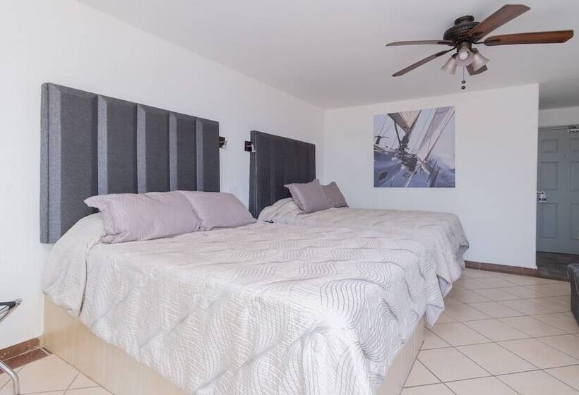 اتاق لوکس با چشم‌انداز دریا, Playa Bonita Resort