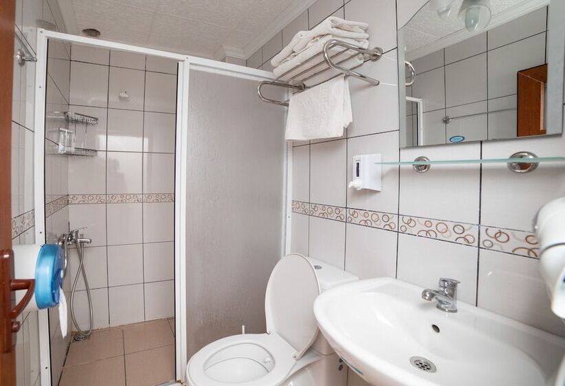 Номер Стандарт Трехместный, Yakamoz Otel