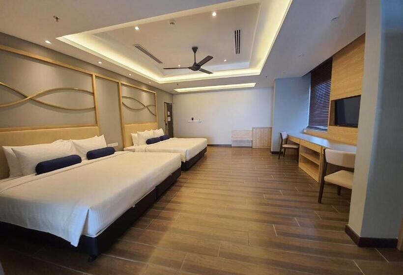 سوییت جونیور, Pacific Regency Beach Resort Port Dickson