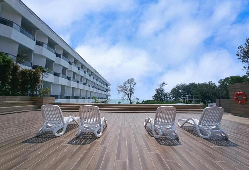 اتاق پنت هاوس, Pacific Regency Beach Resort Port Dickson