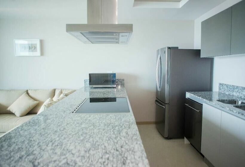 海の見える２ベッドルームアパートメント, Ocean View 2 Bed 2 Bathr Península
