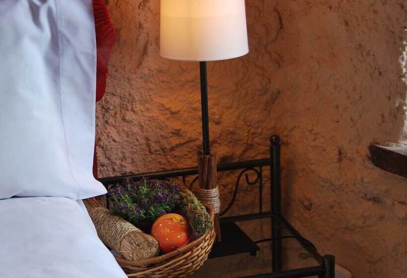 Romantic Room, Arianella Holiday Home Penedes