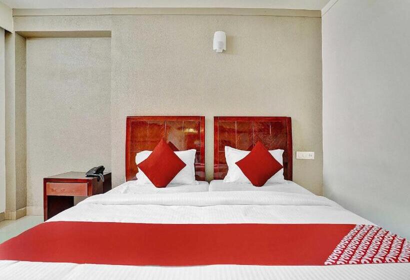 Quarto Triplo Clássico, Flagship 82582 Aec Residency