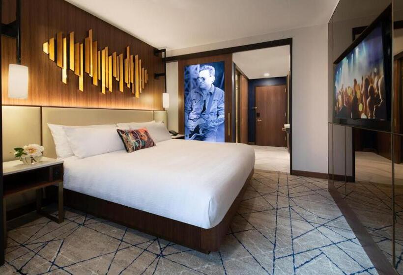 استودیوی استاندارد, Hard Rock Hotel New York