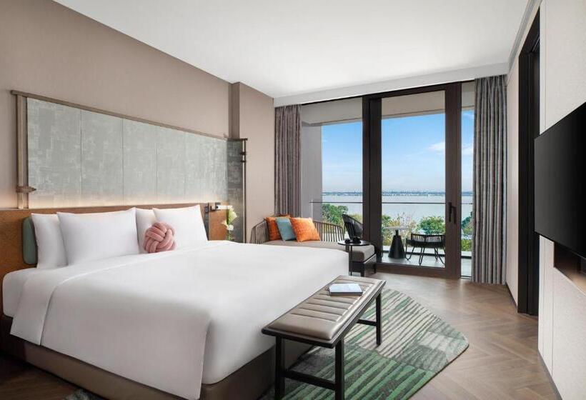 اتاق پریمیوم با چشم‌انداز دریاچه, Indigo Suzhou Yangcheng Lake, An Ihg