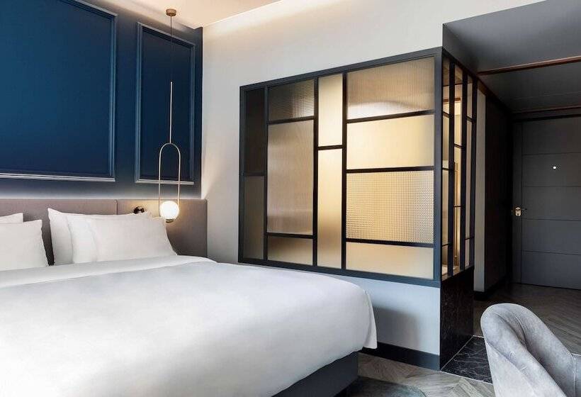Семейный Номер, Radisson Collection Bilbao