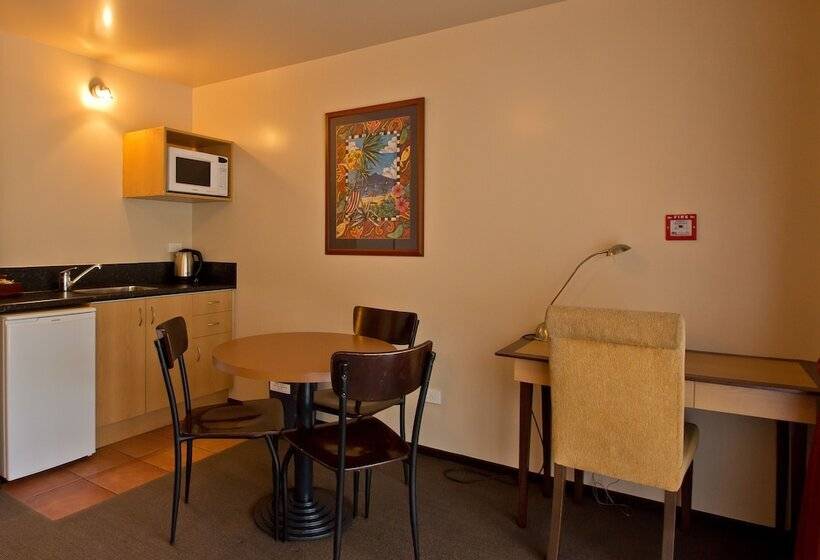 Апартаменты Executive 1 Спальня, Broadway Motel