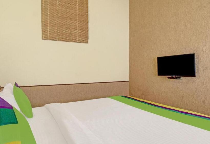 Президентский Люкс, Golden Landmark Green Valley Beach Resort