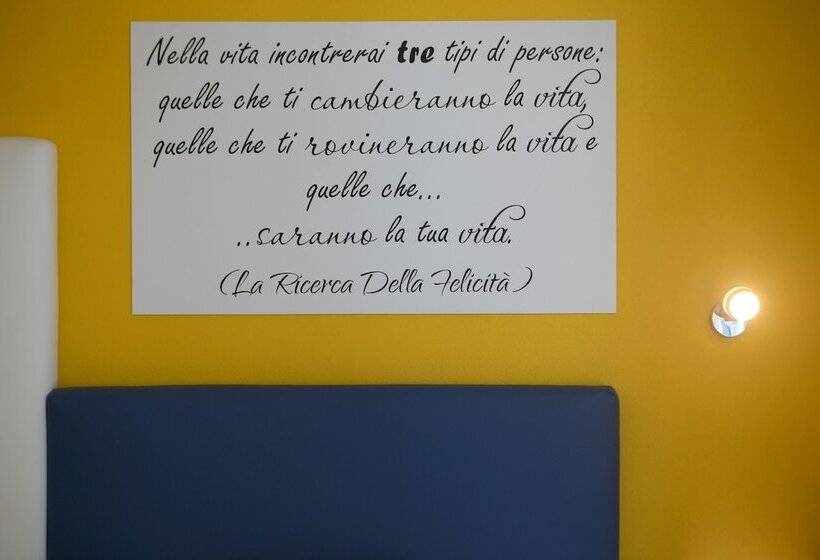 اتاق استاندارد, La Favorita