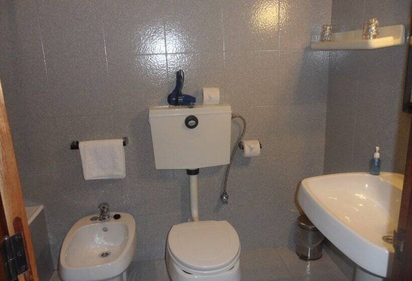 Standard Single Room, Paulista