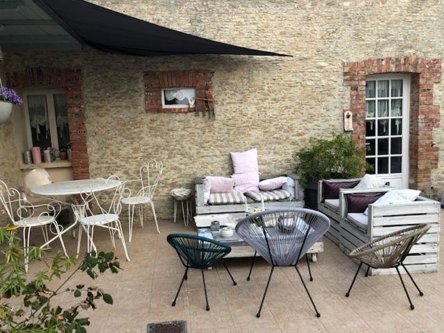 Family Suite, Domaine Les Bois Flottes Dans Maison De Charme Au Bord De Mer Et Proche De Cabourg