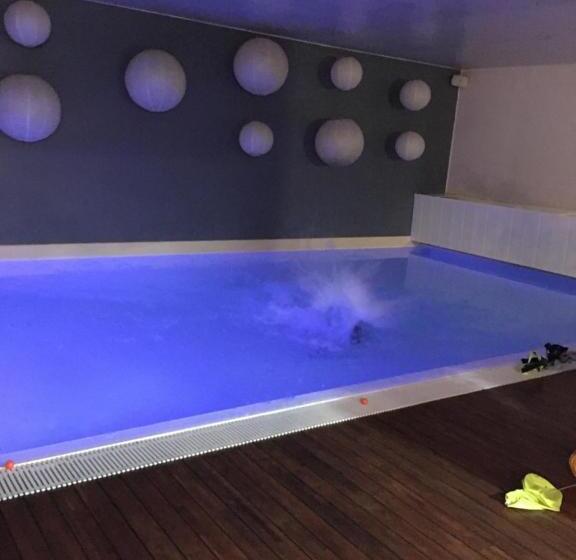 Номер Стандарт, Chambre D Hôtes Les Trois Châteaux