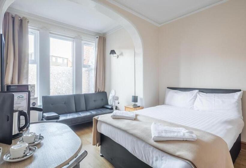 Quarto Economy, Rasa Sayang House   Self Check In Guesthouse