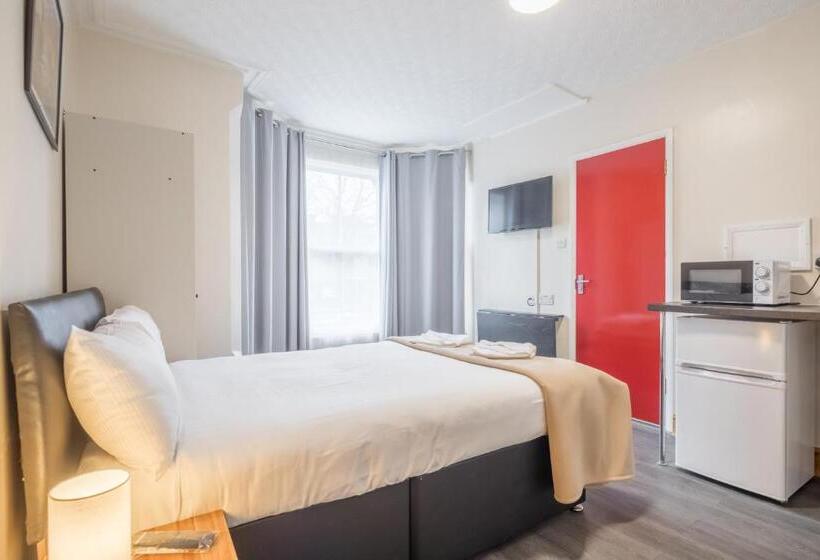 Quarto Economy, Rasa Sayang House   Self Check In Guesthouse