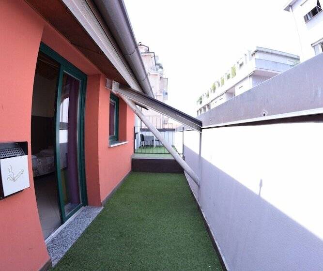 اتاق استاندارد, Central Hostel Bg