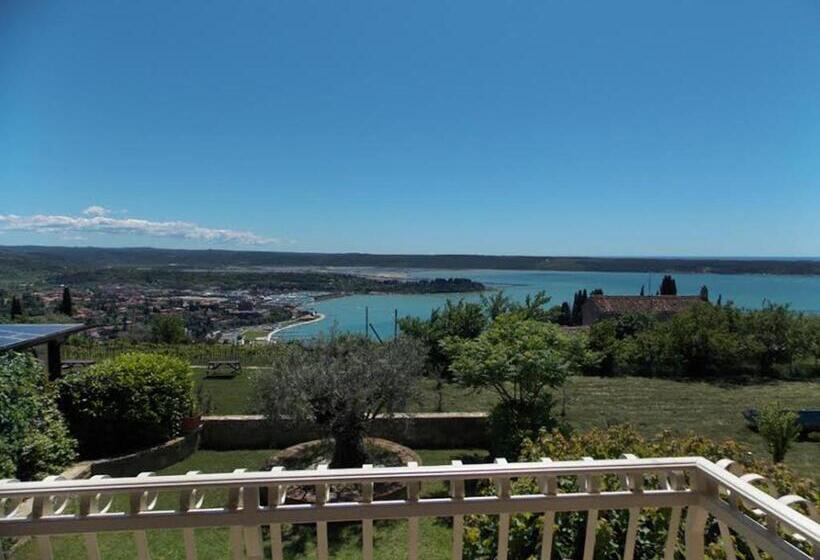 آپارتمان 2 خوابه با چشم‌انداز دریا, Hostel Panorama Portorož