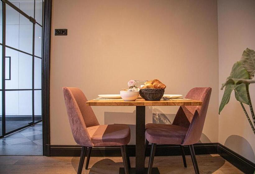 Quarto Deluxe, Eigenheimer B&b