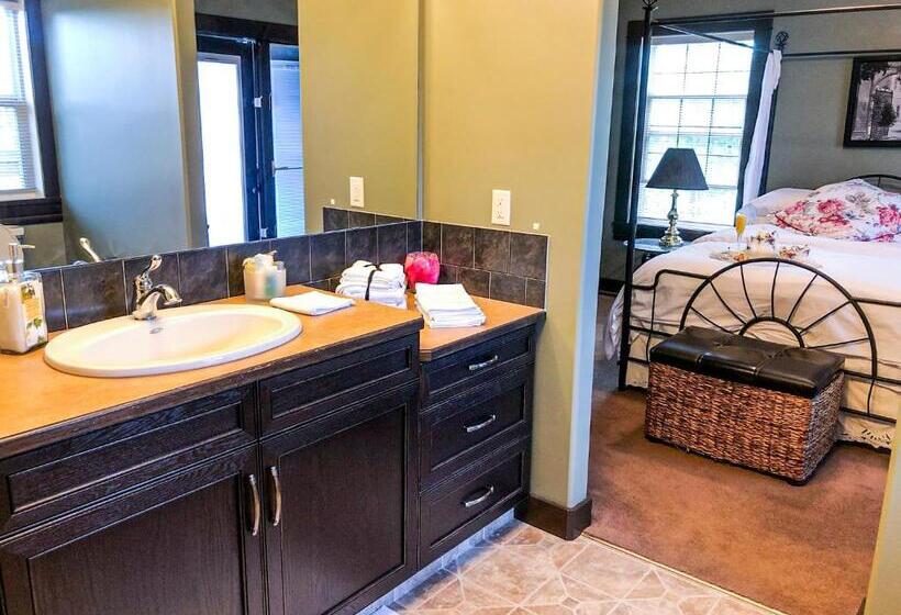 Номер Superior, Wolf Creek Bed And Breakfast