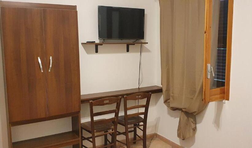 スタンダードトリプルルーム, A Casa Mia
