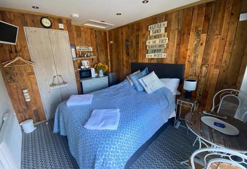 Номер Стандарт, Pinecones Cosy B&b